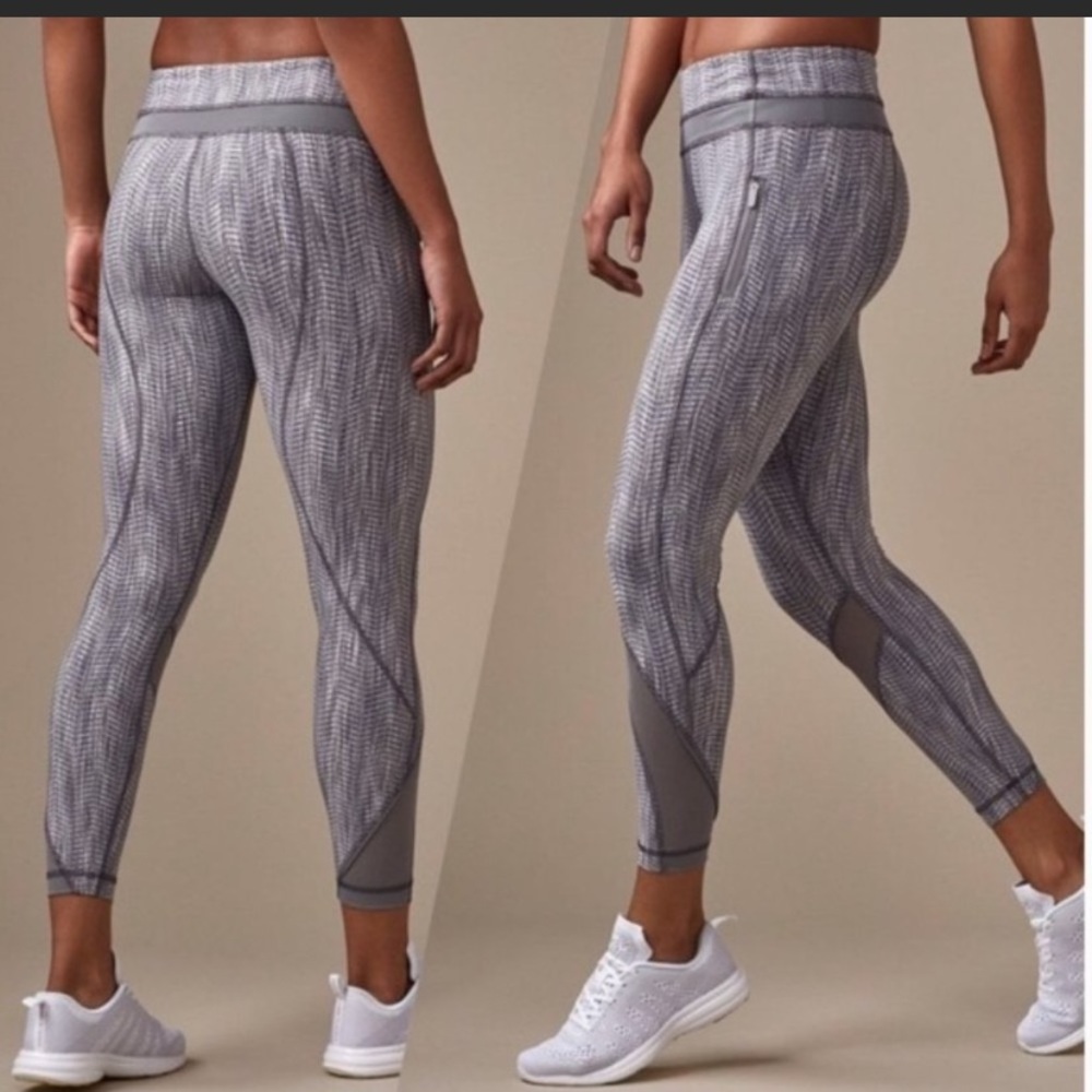 Lululemon Inspire Tight II Arrow Jacquard Sz 4 25”